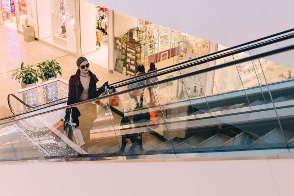 La economía española acelera en el primer trimestre un 0,7% por el impulso de la inversión