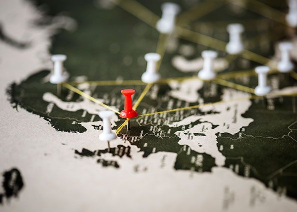 Las mayores potencias económicas del mundo a lo largo del tiempo