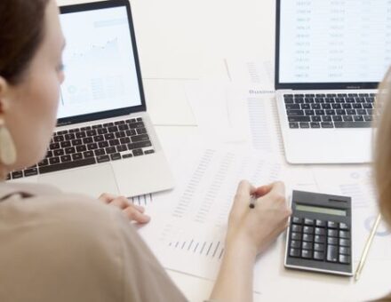 Asesor financiero vs banca privada: qué modelo conviene a tu patrimonio